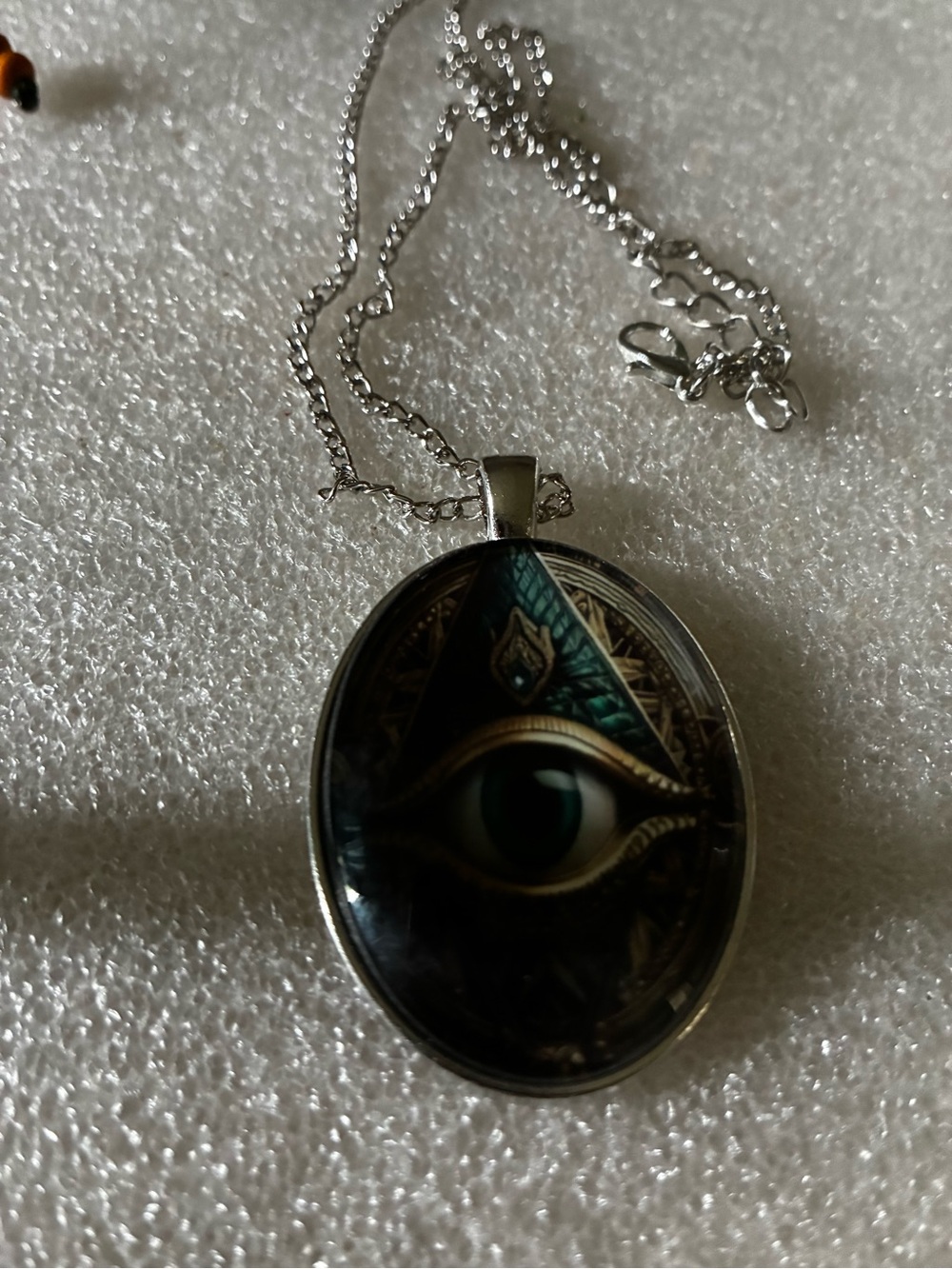 Silver-Tone dragon Eye Pendant Necklace in Teal and Black -rare
